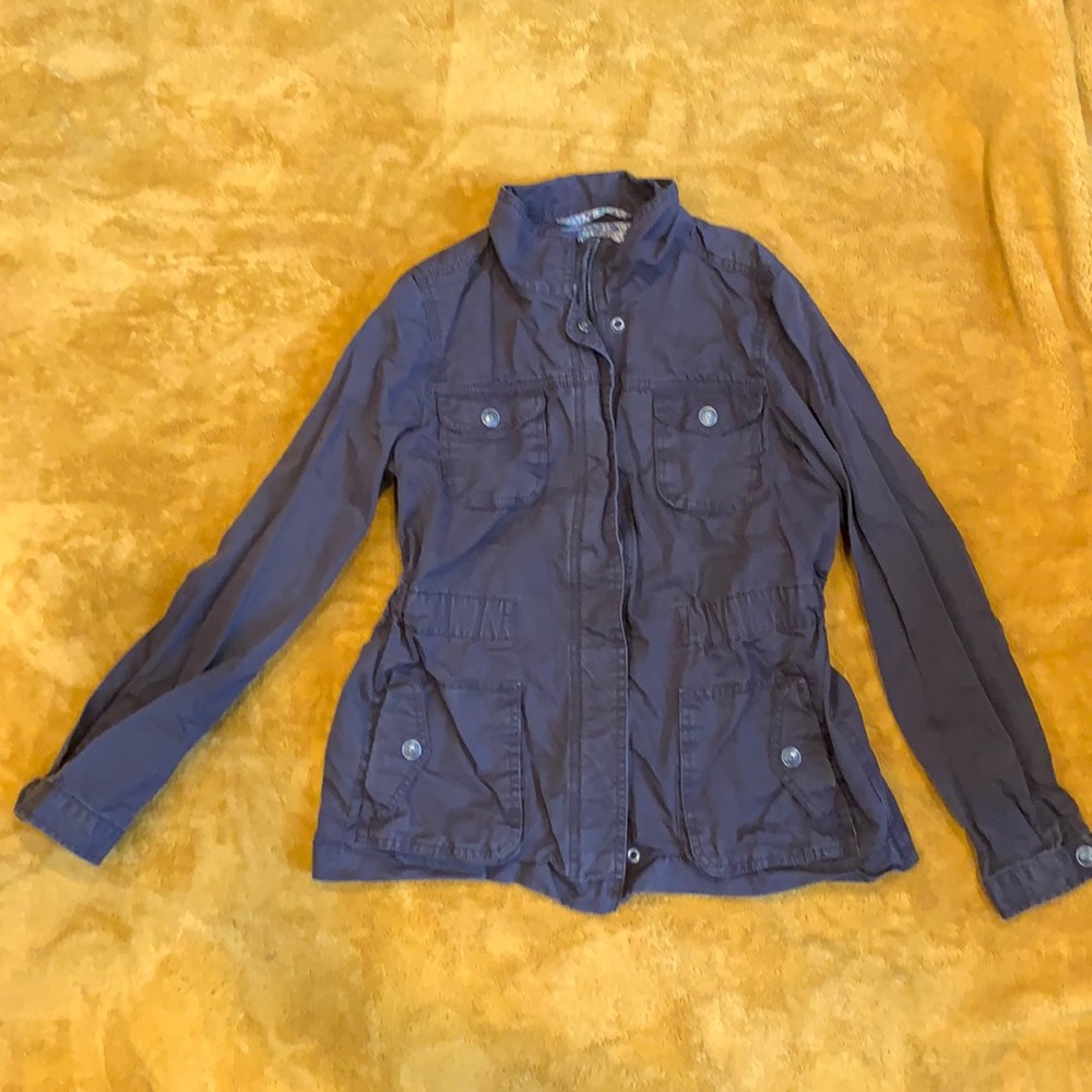 Brown lightweight jacket. Small